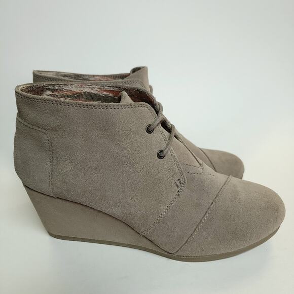 Tom’s Wedge Bootie Womens Size 9.5 Taupe Suede Lace-Up Desert Ankle - Picture 7 of 10
